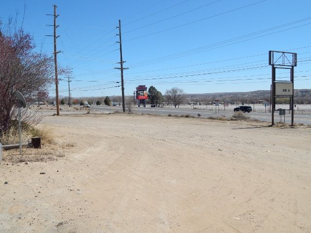 5734 US 64, Farmington, NM 87401